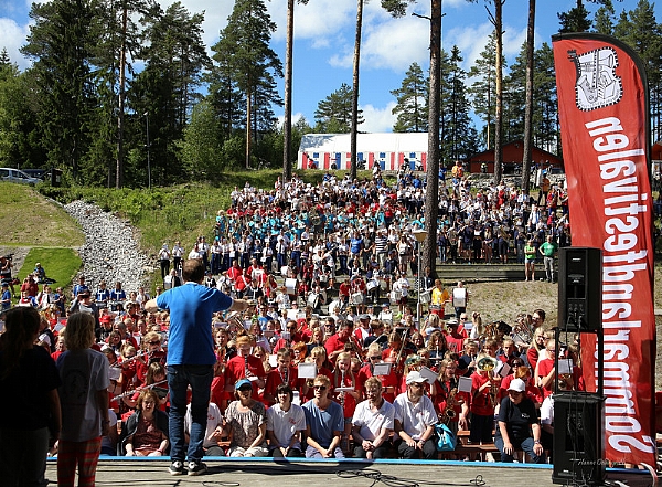Korpstur til Sommerfestivalen i Bø!